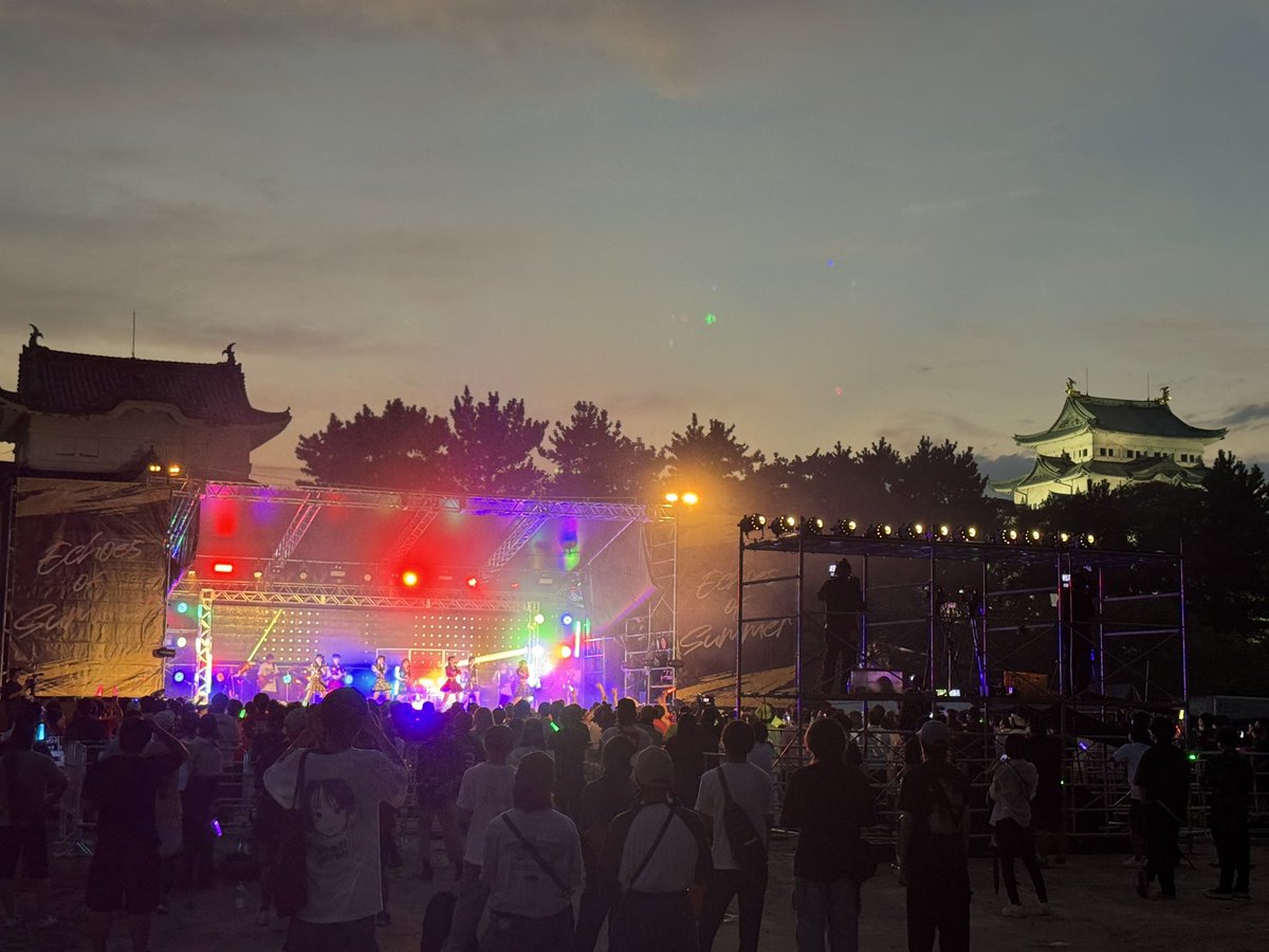 名古屋城 
盛り上がってます！