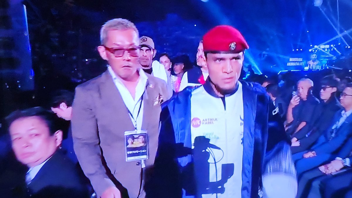 downtown0510's tweet image. くるぞ。。！🥊
#ボクシング
#井上尚弥
#井上尚弥vsアフマダリエフ