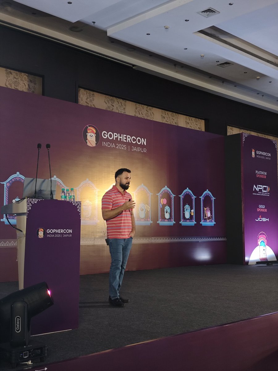 GopherConIndia's tweet image. Join Vignesh Ravichandran as he takes us through &quot;Go Concurrency: How Not to Burn the House Down&quot;! 

Learn the dos and don’ts of Go concurrency to write safe, scalable, and robust applications. 

#GCI25 #GopherconIndia2025