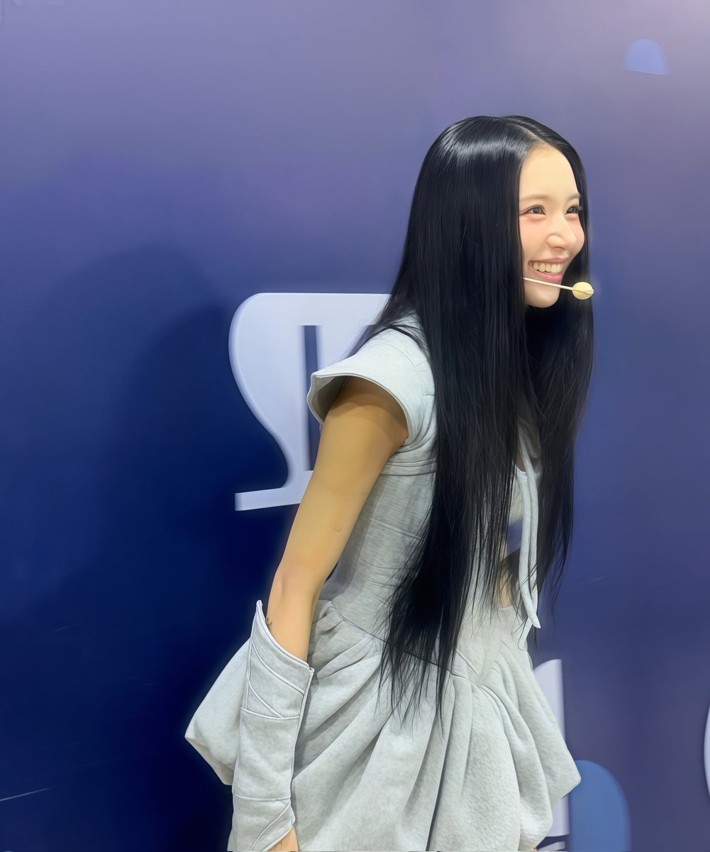 Tzuyu tweet media