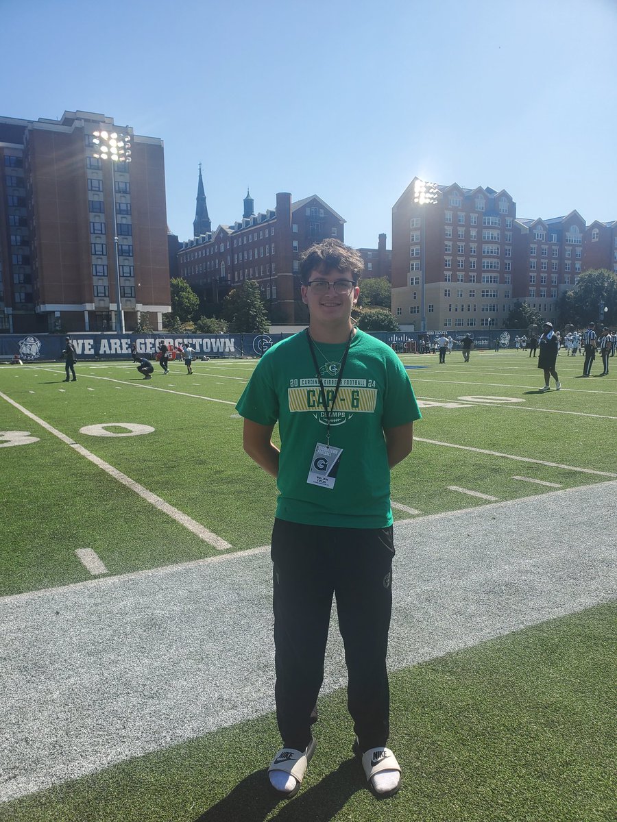 WilliamFieldss's tweet image. I had a great time at @HoyasFB yesterday. I loved hearing about the program, seeing the athletic facilities, and catching up with the coaches. I hope to be back again soon 
@Only1CamSpence @CoachTreyHen @autumnscott128 @DrStevenWright @CoachDrew__