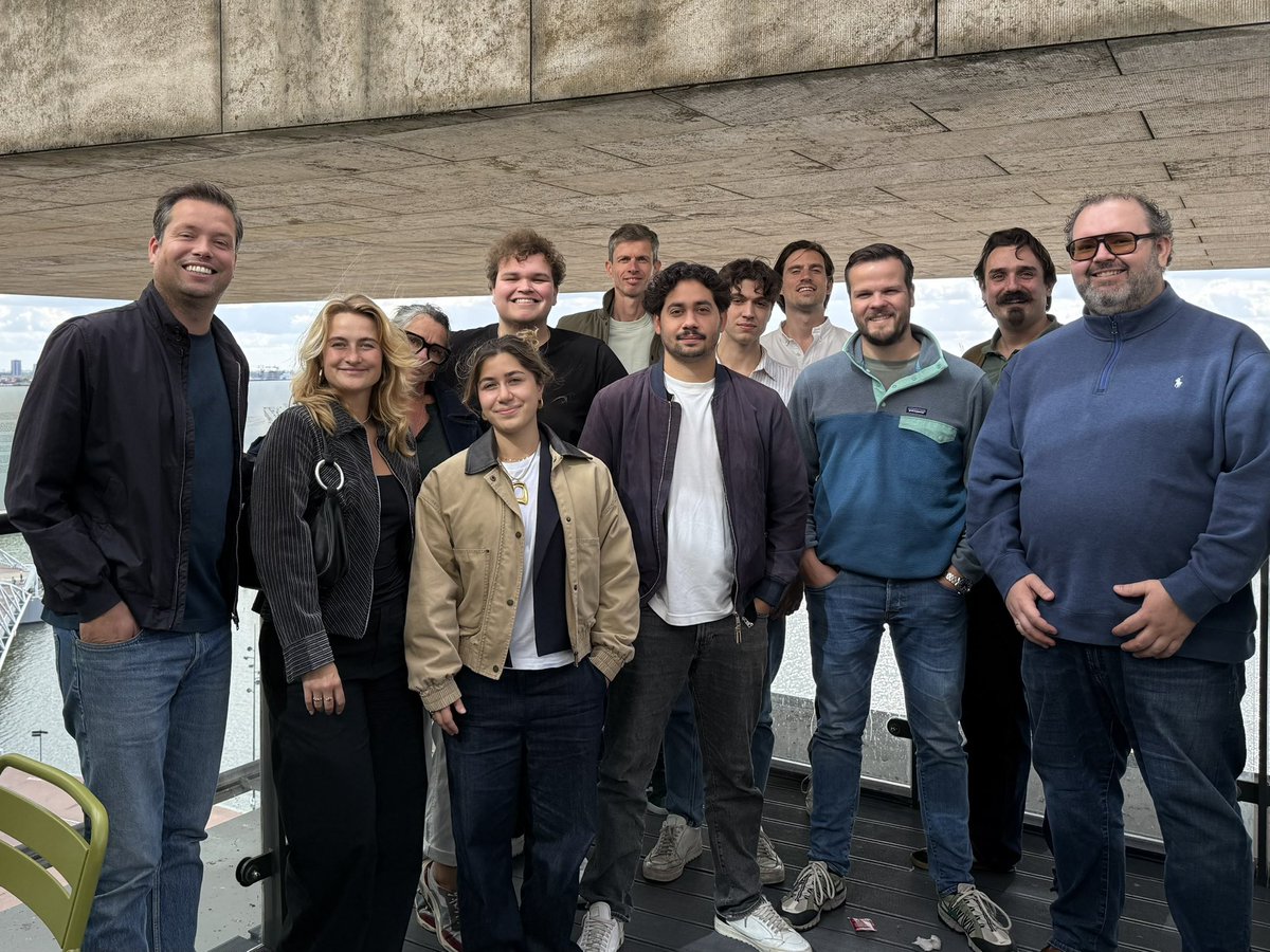 Na een geslaagde heidag aan de Oosterdokskade gaan we met een scherpe focus het laatste politieke seizoen in! In de periode tot aan de verkiezingen zal de huidige fractie zich blijven inzetten voor een vrij, veilig, schoon en, bovenal, beter Amsterdam. Aan de slag!