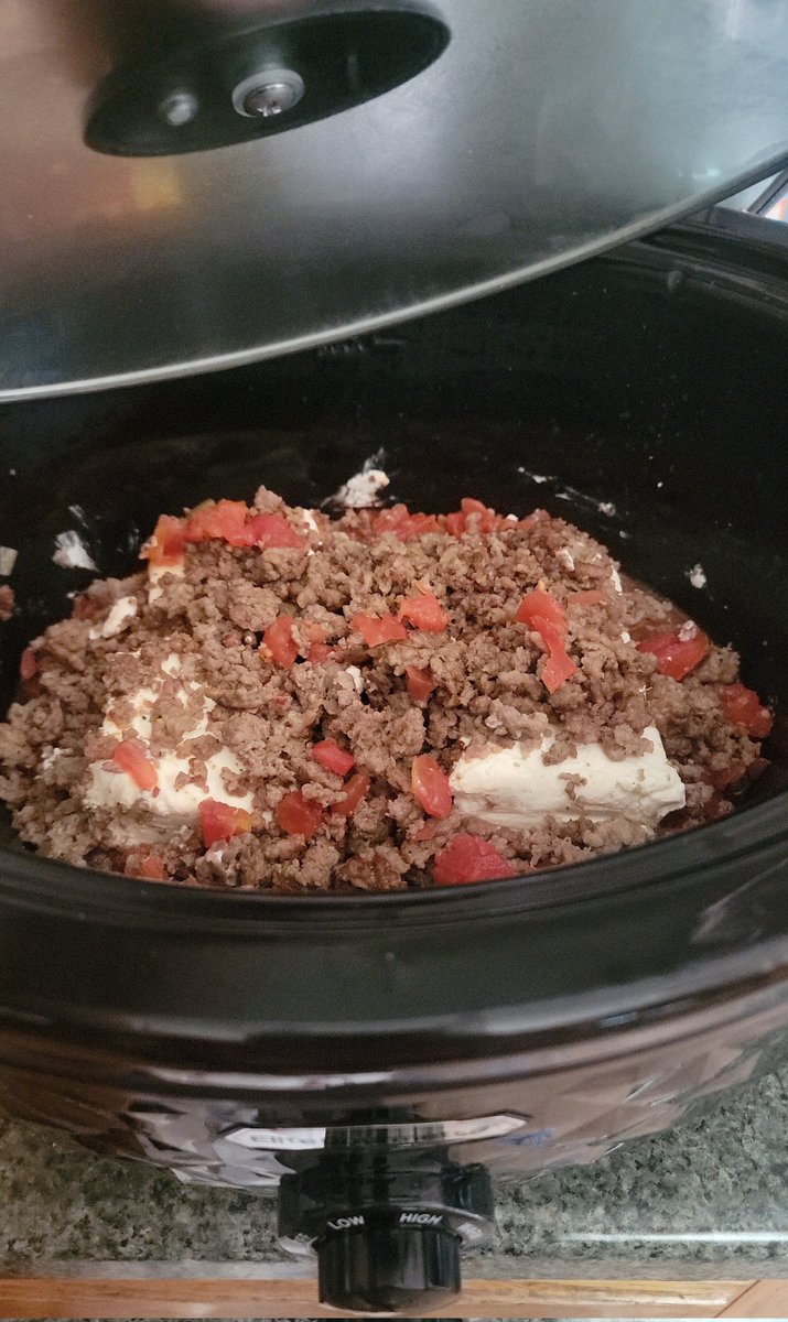 ChrisJoelSmith's tweet image. It has begun.  A couple hours &amp;amp; this puppy will be ready! #itsfootballtime!