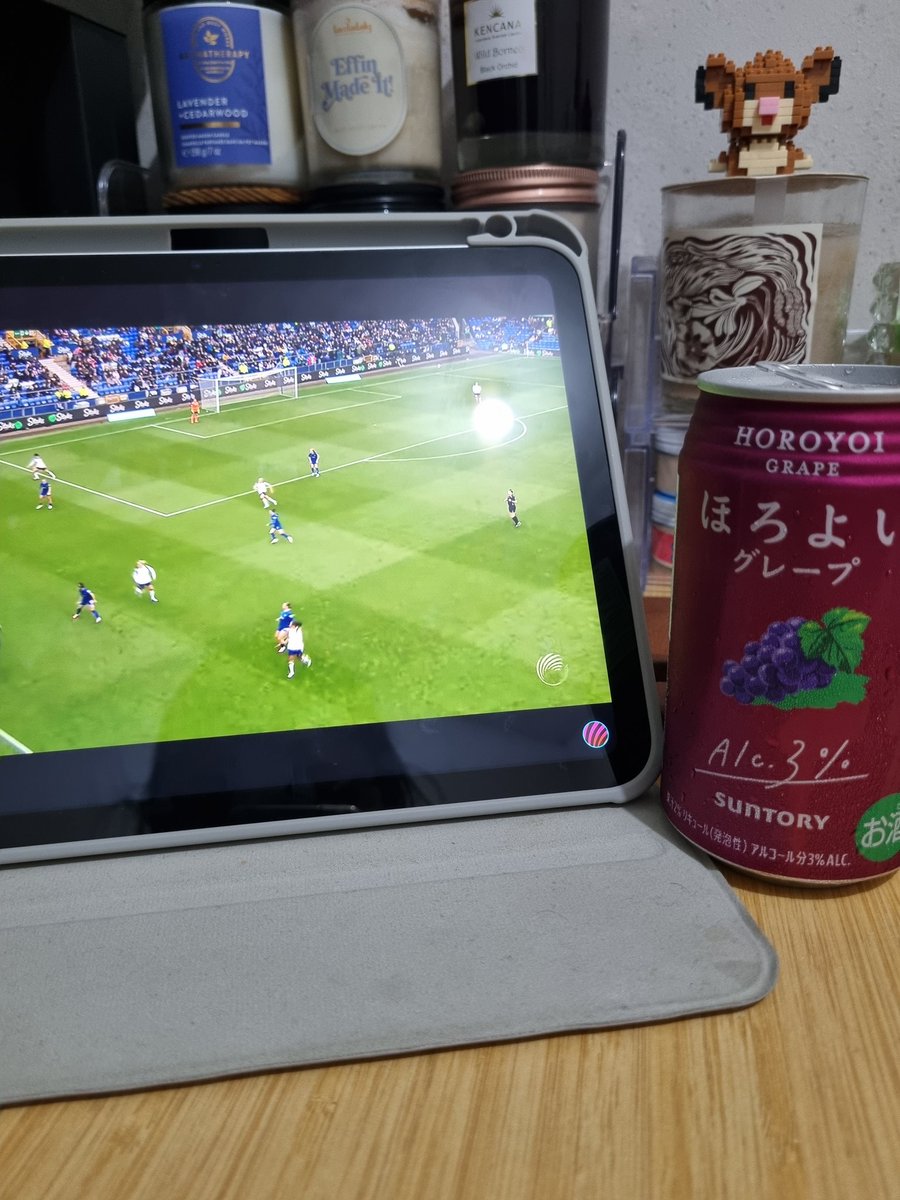 WSL nights. 
#EVETOT

My team's Tottenham, but Maz plays for Everton.