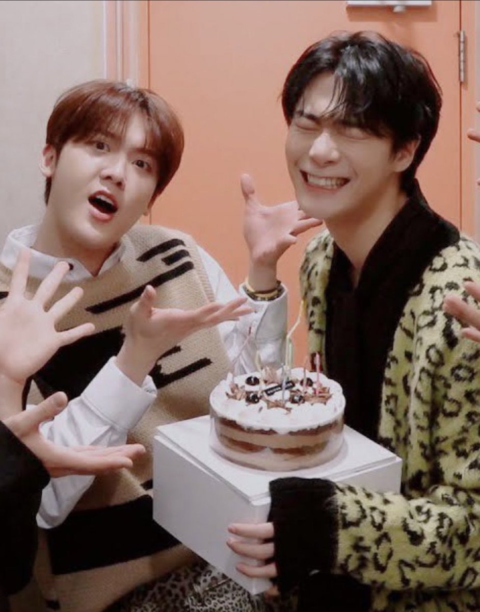 내좋문 tweet media