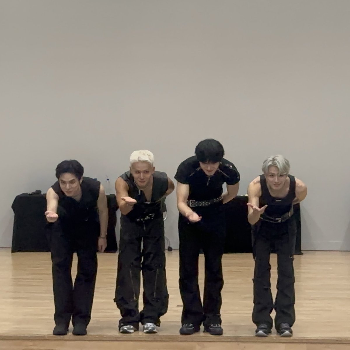 니궁 활동 오늘의 인사