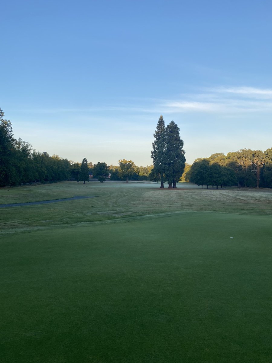 Early mornings <a href="/woodhallspagolf/">Woodhall Spa Golf</a> doesn’t get much better than this 👌🏻 #woodhallspa #hotchkin #bracken