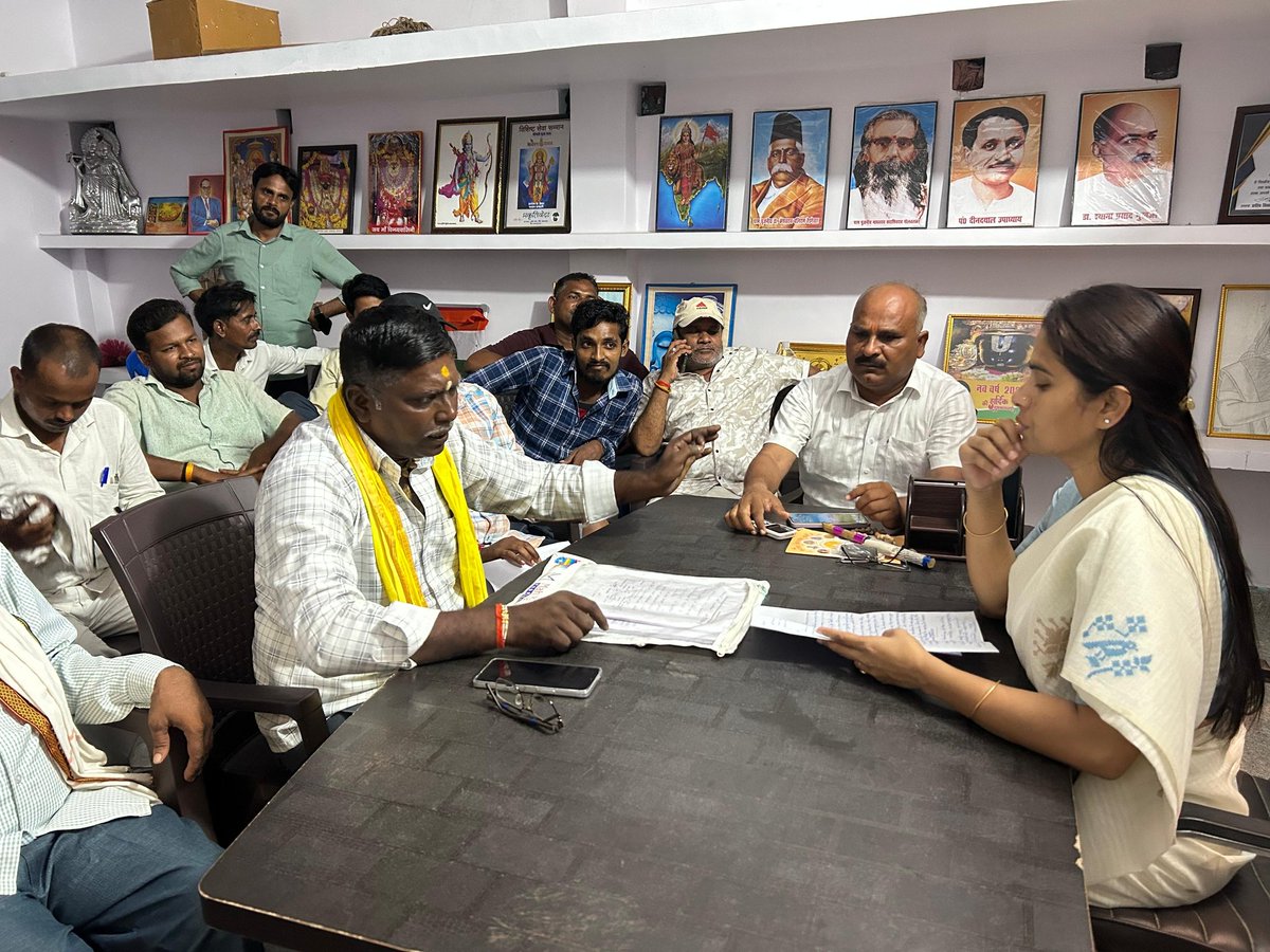 आज दिनांक 14/09/2025 को विधान सभा चायल के जनसुनवाई कार्यालय तिल्हापुर मोड़ नेवादा रोड सिद्धि अस्पताल के बगल लोगों की शिकायत का निस्तारण किया गया ।