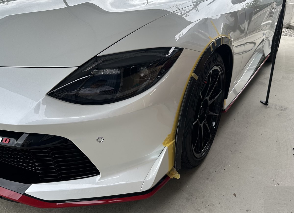 フェアレディZ (RZ34) NISMO用 フェンダートリムをスピ－ドフォルム様