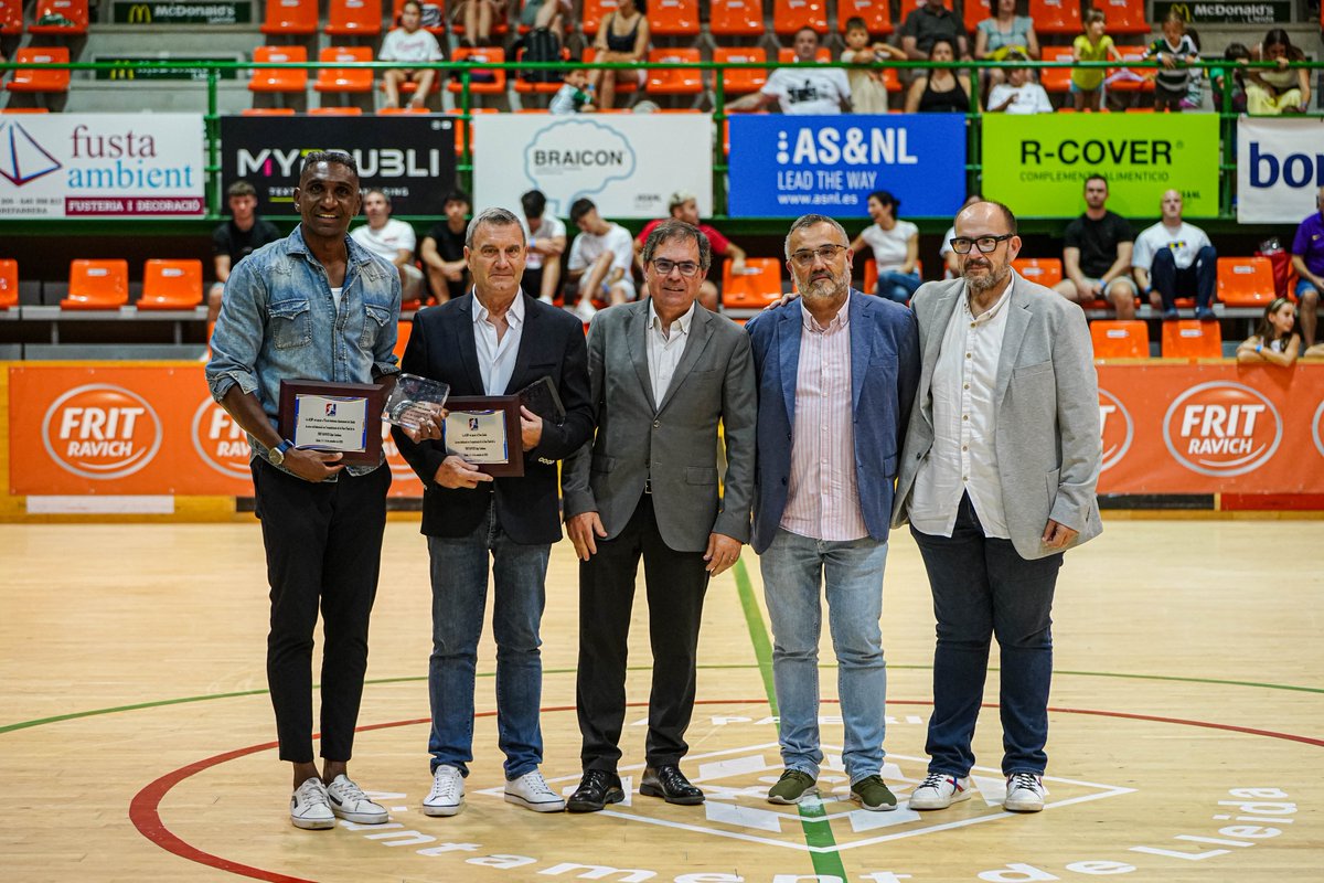 FCPatinatge tweet media