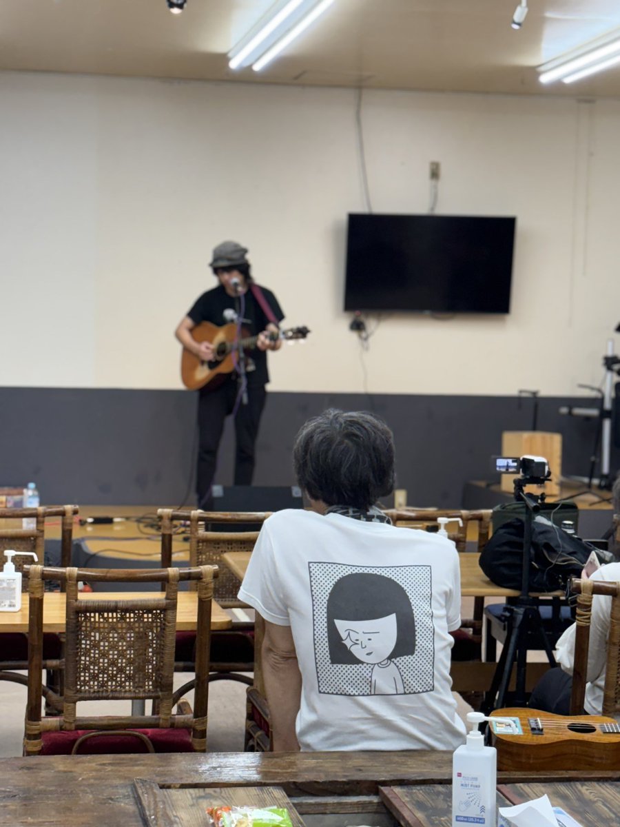 9/14よって家、ありがとうございました！
顔馴染みがたくさんいて楽しかった！
野口さんが野口さんを着ていたのでパシャリ