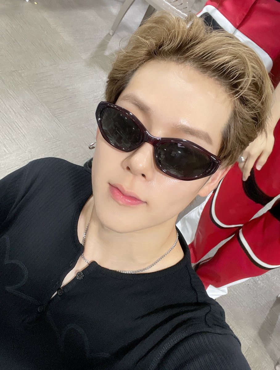 OfficialMONSTAX's tweet photo. 드디어 NTF 음악방송 활동이 종료가 되었습니담~~~  우리 몬베베들 덕분에 행복한 2주였담💛 #주헌 https://t.co/fKMc8GrVlU
