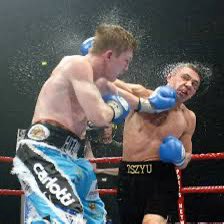 #RIP #rickyhatton he gave a young boxing fan one of the greatest nights seeing a Brit 🇬🇧 bring home the title against Tszyu.

Thoughts with those who knew him &amp; family 🙏 #hitman