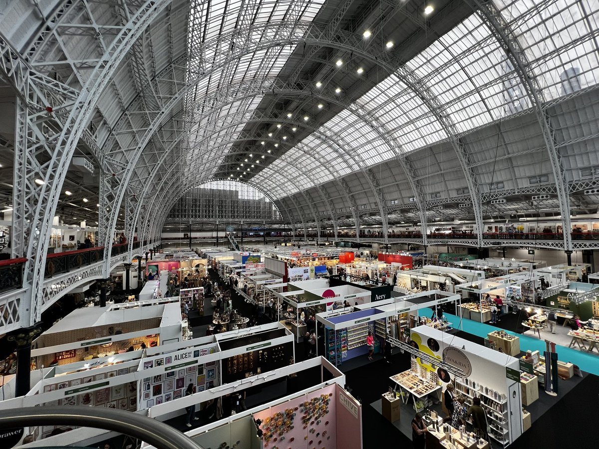 Maria and I headed down to Kensington today for our second visit of the year to #topdrawerldn trade fair at #olympia - enjoying chatting to suppliers and a live update on Heatherwick’s amazing work on the building <a href="/TopDrawerLondon/">Top Drawer</a>