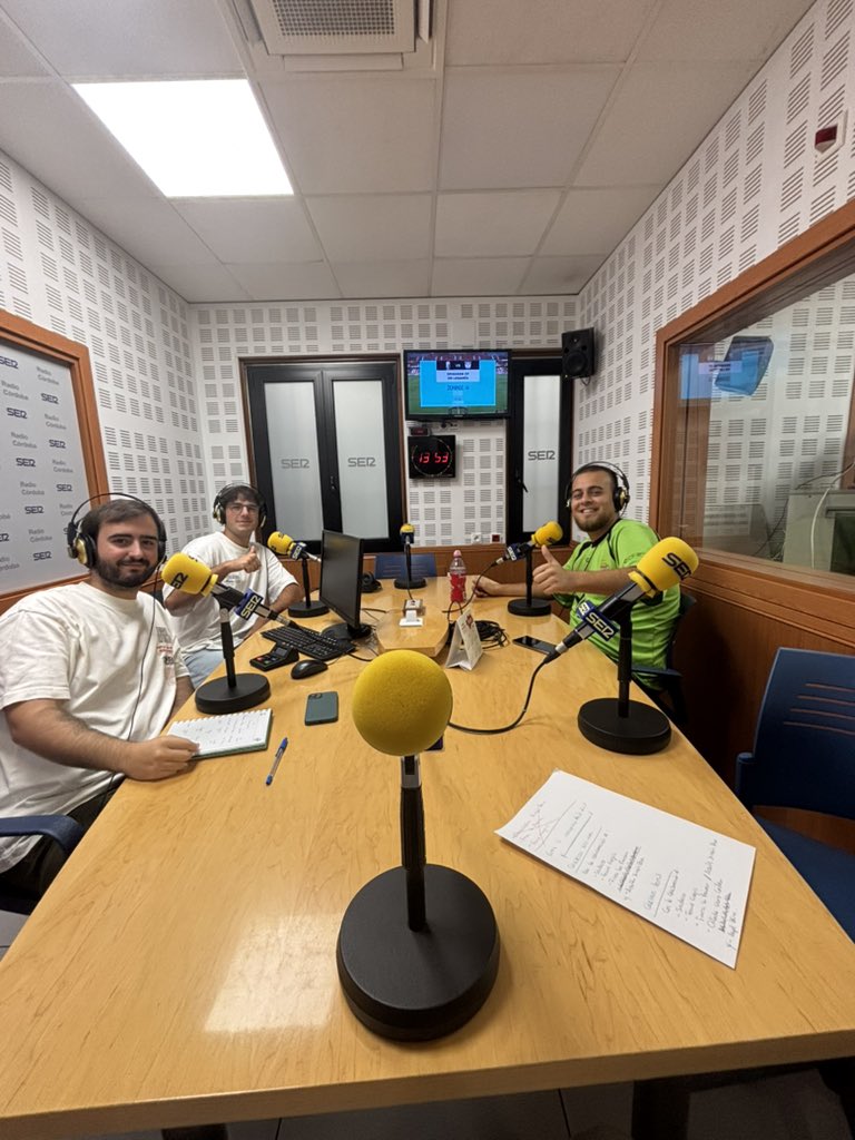 Lorenzo Estepa (@lorenzoestepaes) on Twitter photo 📻 Ya estamos en directo en <a href="/RadioCordobaSER/">Radio Córdoba</a>
<a href="/lapuertacero/">La Puerta Cero</a> 
#Somoscordobesismo 📻 Ya estamos en directo en <a href="/RadioCordobaSER/">Radio Córdoba</a>
<a href="/lapuertacero/">La Puerta Cero</a> 
#Somoscordobesismo