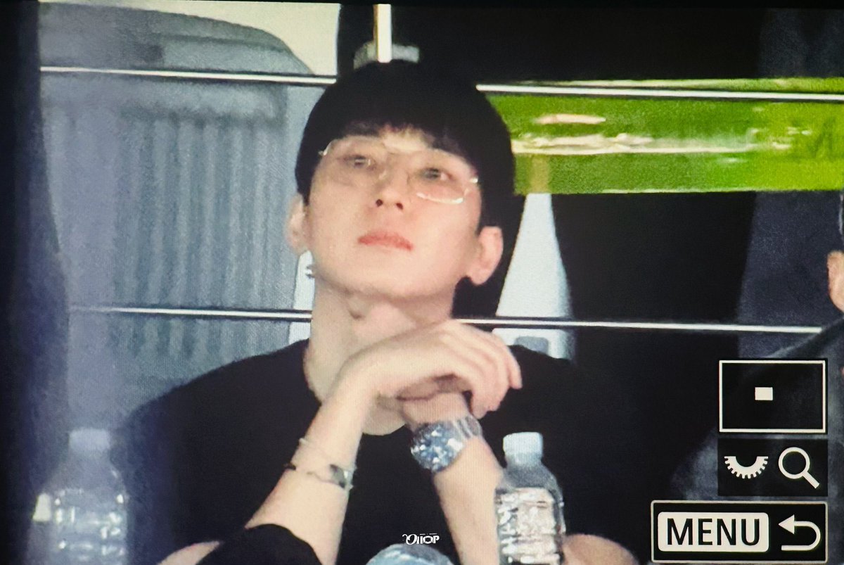 WONWOO'S BEAUTIFUL HANDSOME FACE 😭😭😭😭😭😭😭😭😭😭😭😭