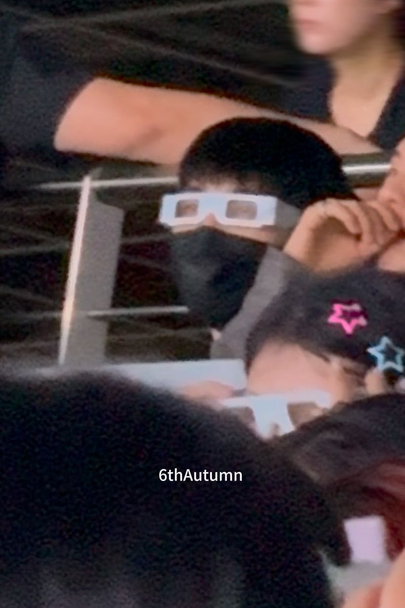 250914 NEW_ in incheon day2

ㅎㅎㅎㅎww's glasses show 

#원우 #전원우 #WONWOO #ウォヌ
#세븐틴 #SEVENTEEN #全圆佑