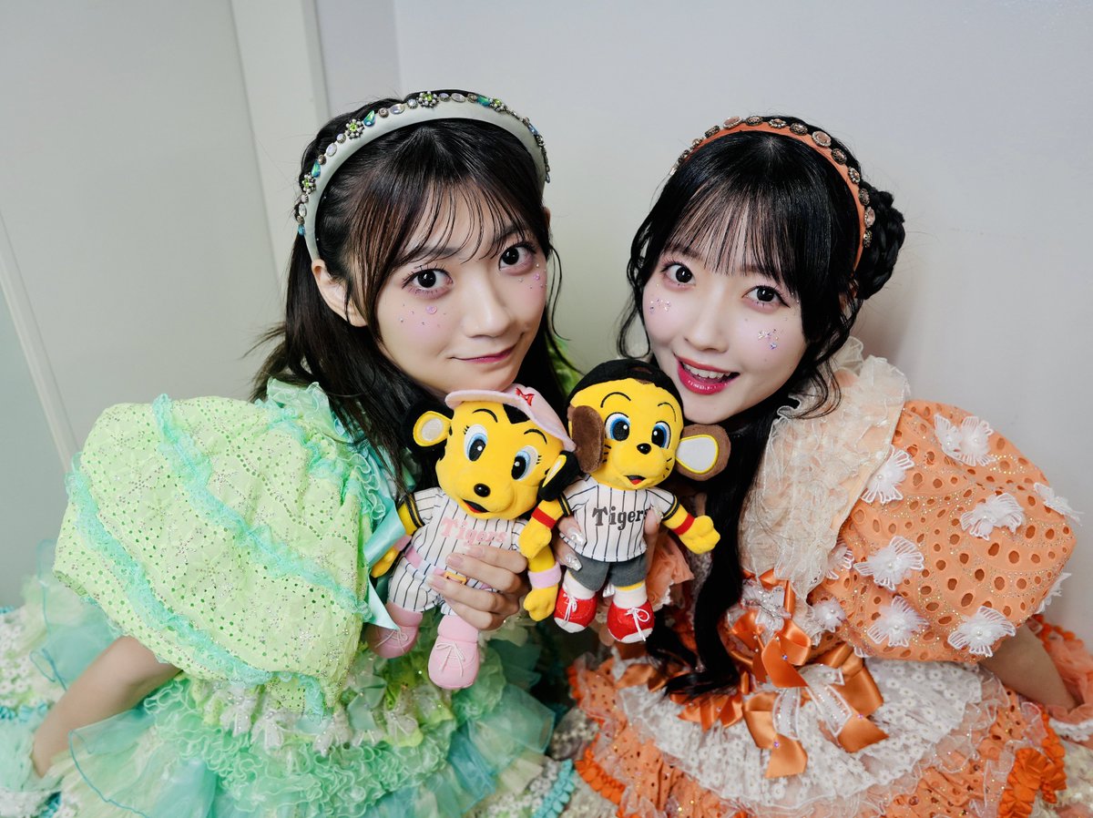 CUTIE_STREET_'s tweet photo. 兵庫ペア写メ📸🐯⚾️

#きゅーすと初全国ツアー
in 神戸国際会館こくさいホール🐯

💛古澤里紗❤️佐野愛花
💚板倉可奈💙増田彩乃
🧡川本笑瑠🩵梅田みゆ
💜真鍋凪咲🩷桜庭遥花

#ラッキー
#キー太
#CUTIESTREET #きゅーすと 
#KAWAIIMAKER #きゅーてすと https://t.co/7XwHZkZV4A