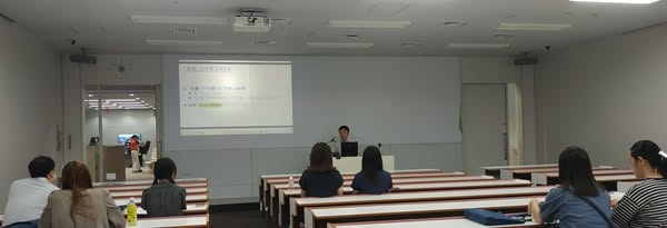 atomimanage's tweet image. 跡見学園女子大学・文京・オープンキャンパス
2025年9月14日（日）

マネジメント学科・相談コーナーと体験授業の様子です。

多数の生徒さん、親御さんの参加、ありがとうございました。