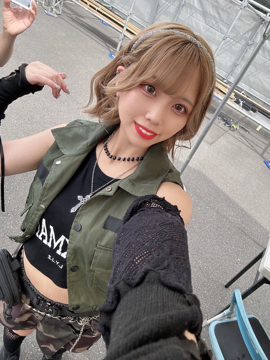 MOMOLAND 引退 まとめ売り レア物あり 匿名配送 Momo on X: 