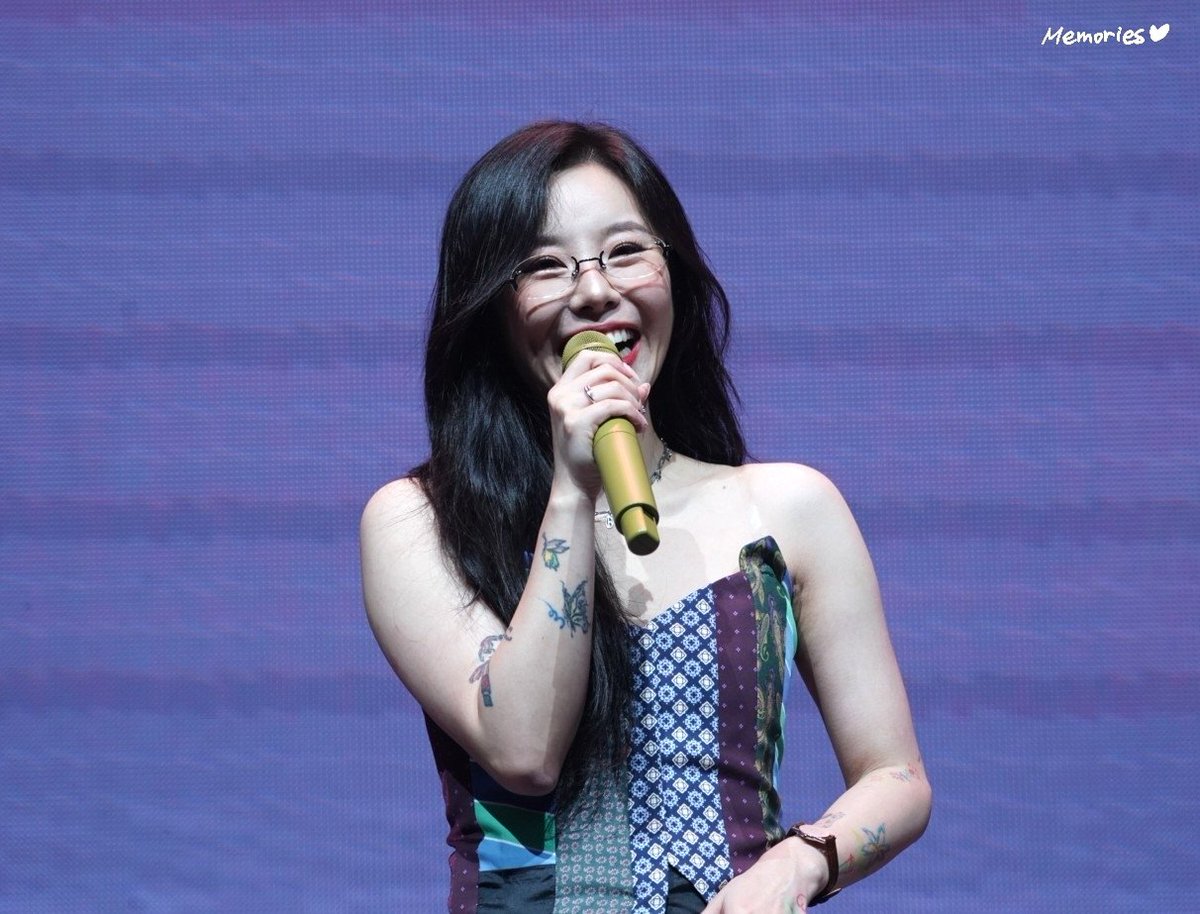 250914 휘인 팬콘서트 OWHEECE 프리뷰

강앚휘 귀여옹🐶

#마마무 #휘인 #MAMAMOO #WHEEIN