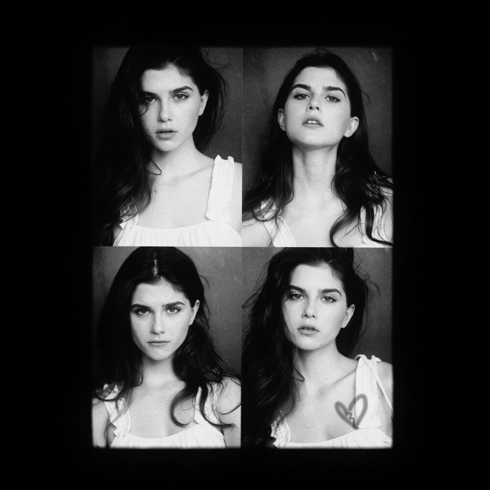 как же я люблю тебя, им не понять,
как же я боюсь тебя потерять.