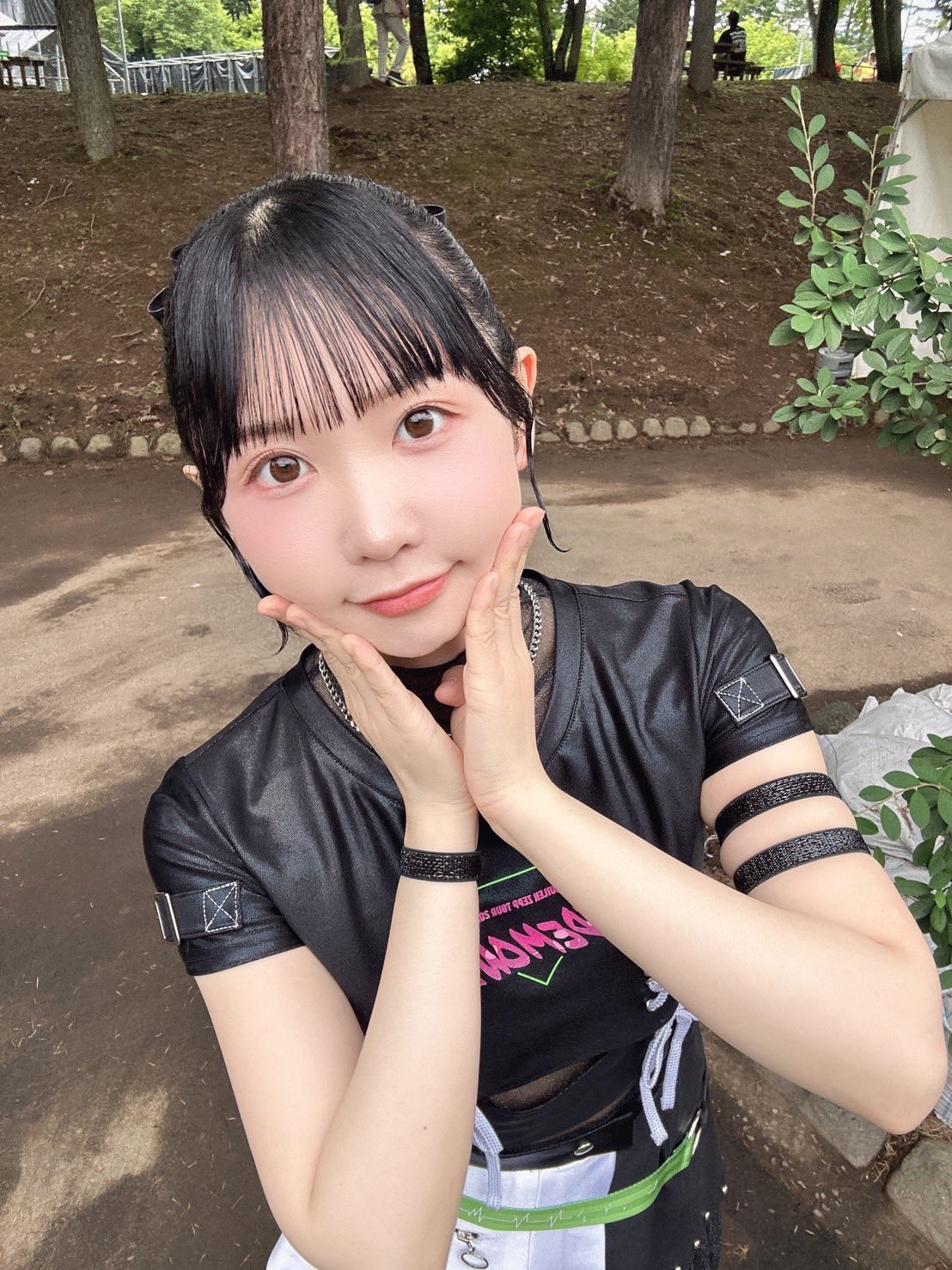小原莉子 使用マイク　サイン入り　RAISE A SUILEN 小原莉子 使用マイク サイン入り RAISE A SUILEN - メルカリ