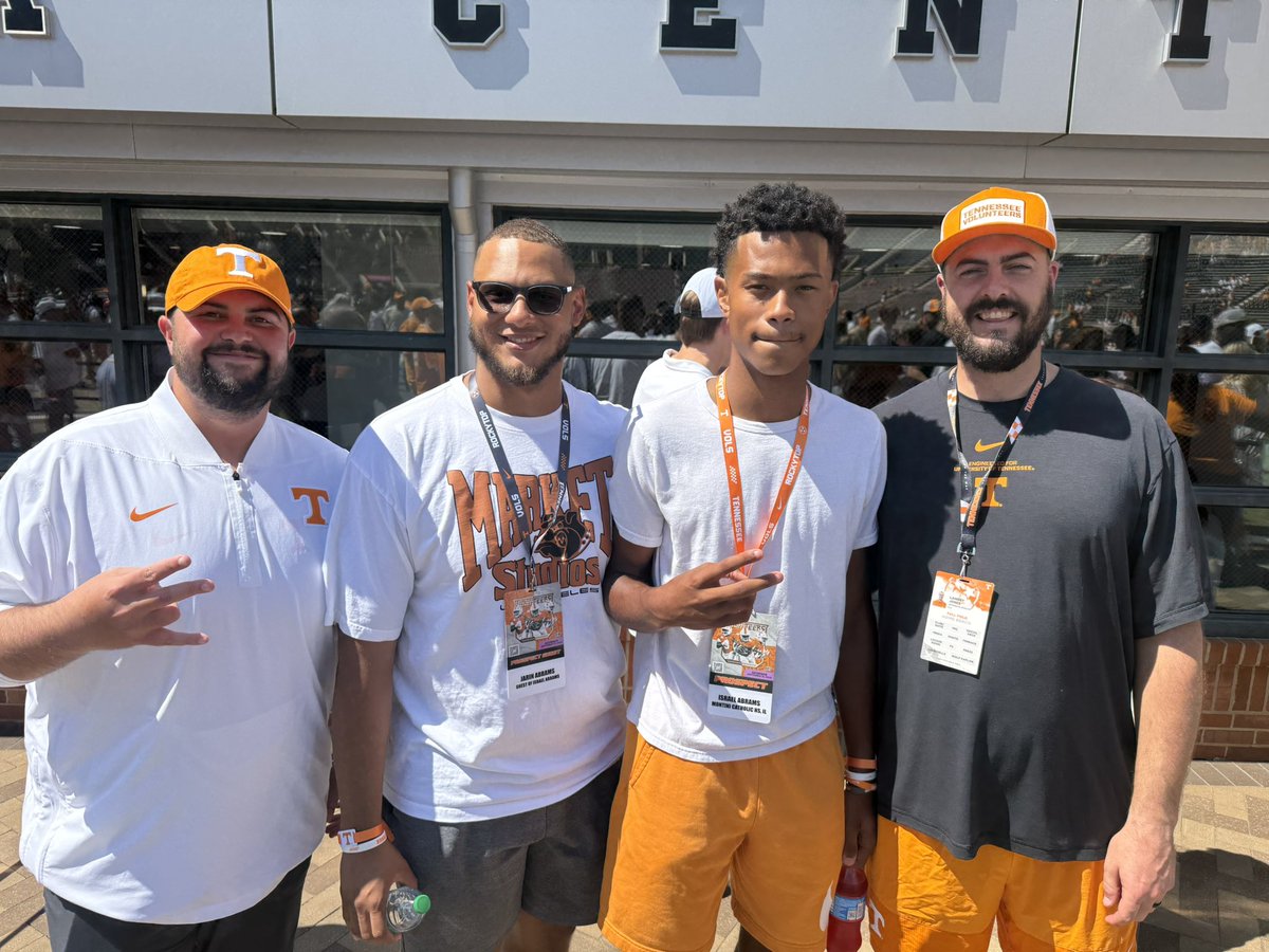 Had an amazing time <a href="/Vol_Football/">Tennessee Football</a> . Thank you for the awesome hospitality and allowing me to experience <a href="/Vol_Football/">Tennessee Football</a> 
<a href="/GoVols247/">GoVols247</a> <a href="/CoachHalzle/">Joey Halzle</a> <a href="/coachjoshheupel/">Josh Heupel</a> <a href="/LandryJones12/">Landry Jones</a> <a href="/jared_peery/">Jared Peery</a> <a href="/MontiniFootball/">Montini Football</a> <a href="/CoachHo/">Mike Hohensee</a> <a href="/247recruiting/">247Sports Recruiting</a> <a href="/Rivals/">Rivals</a> <a href="/scottybscout/">Scott Burgess</a> <a href="/EDGYTIM/">Timothy “EDGYTIM” OHalloran</a> <a href="/PrepRedzoneIL/">Prep Redzone Illinois</a>