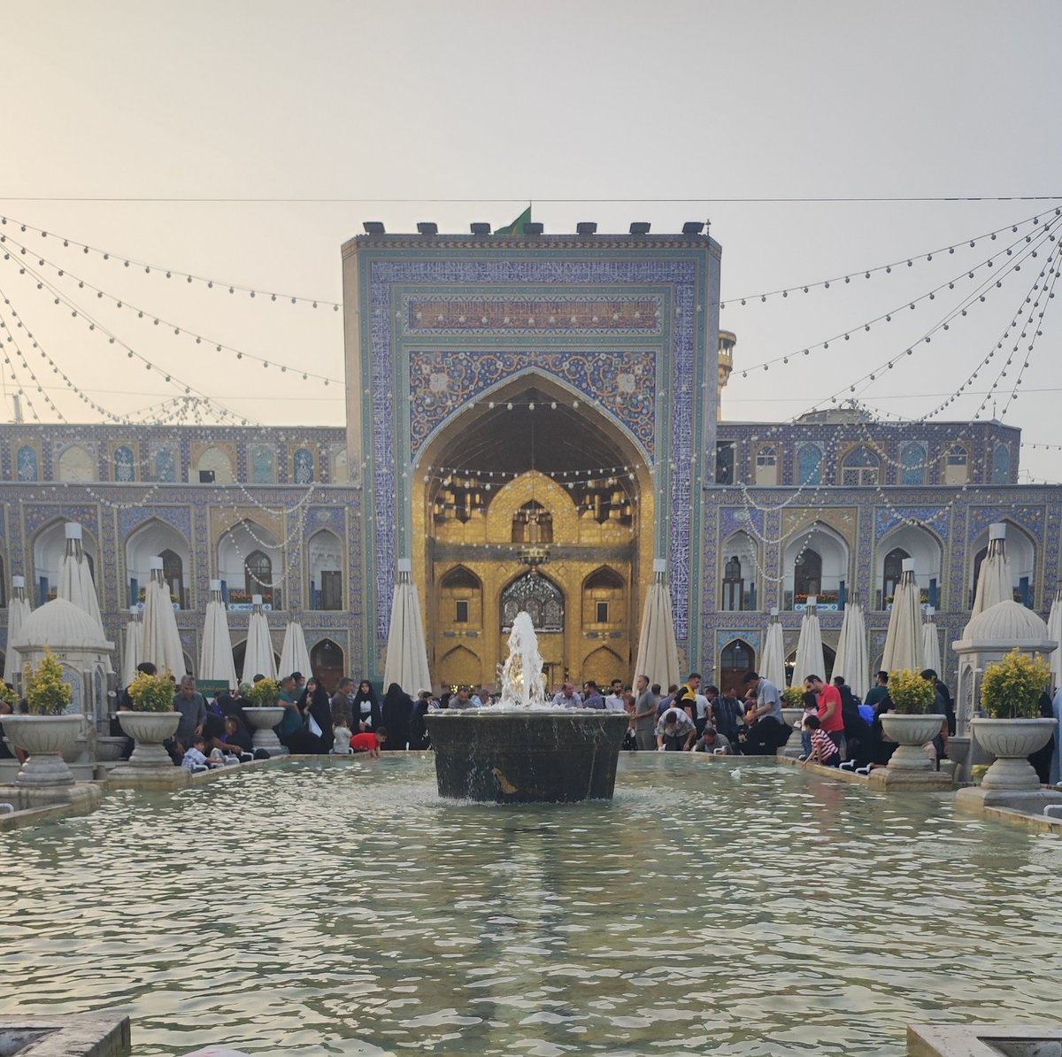 سلطان عشق هرکس جرعه ای از عشق تو بنوشد
عطش دنیا  در وجودش خاموش می شود 

#امام_رضا_جانم
#امام_رئوف