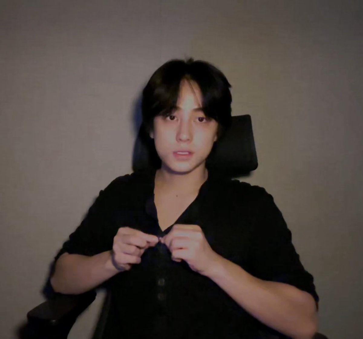 어어?이똔개지금뭐하는짓이죠?