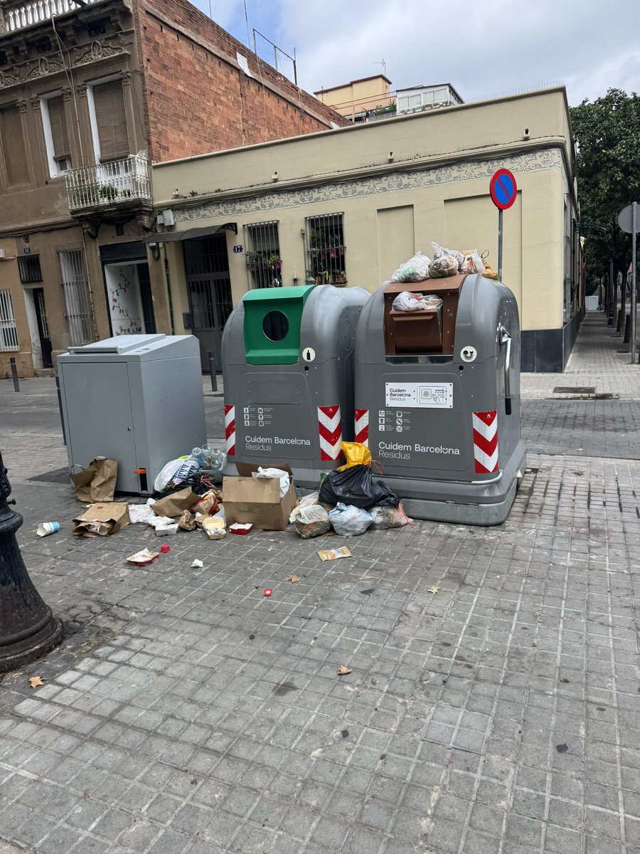 Quan us diguin que el Porta a Porta Sant Andreu funciona i us donin mil dades que, sense font, suportin les seves paraules, recordeu que la realitat és molt més tossuda que la falsa idea que volen vendre.