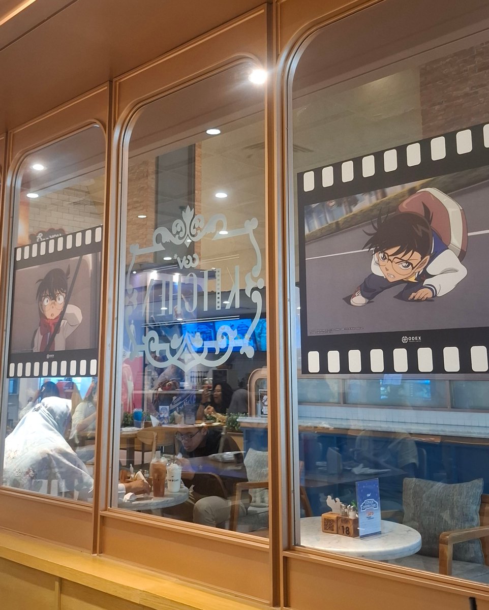 afififiya's tweet image. hasil main di conan cinema cafe 😻