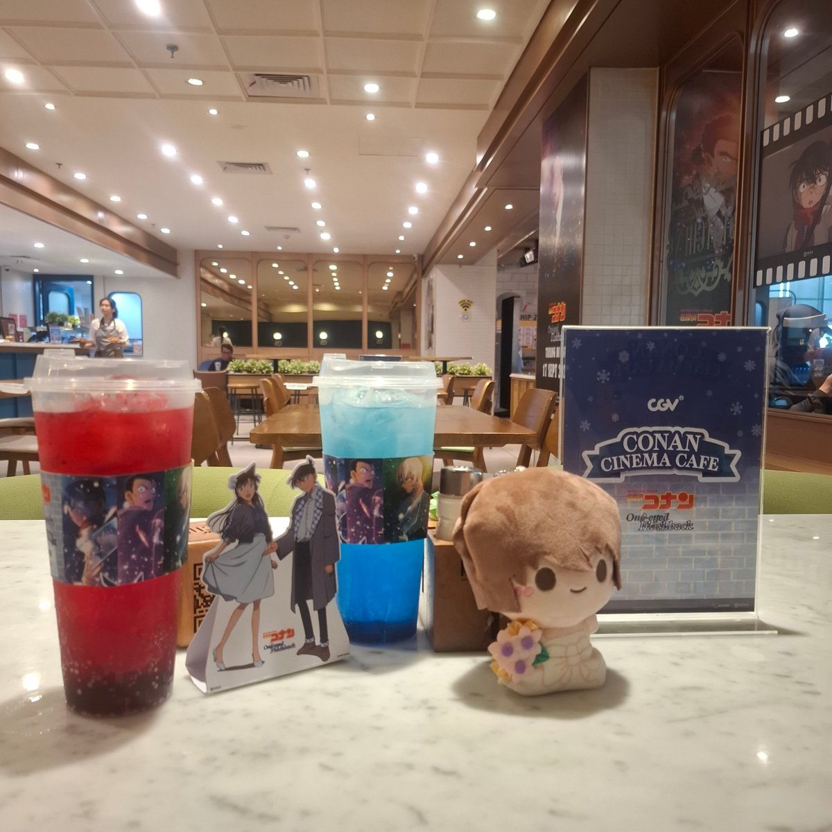 afififiya's tweet image. hasil main di conan cinema cafe 😻