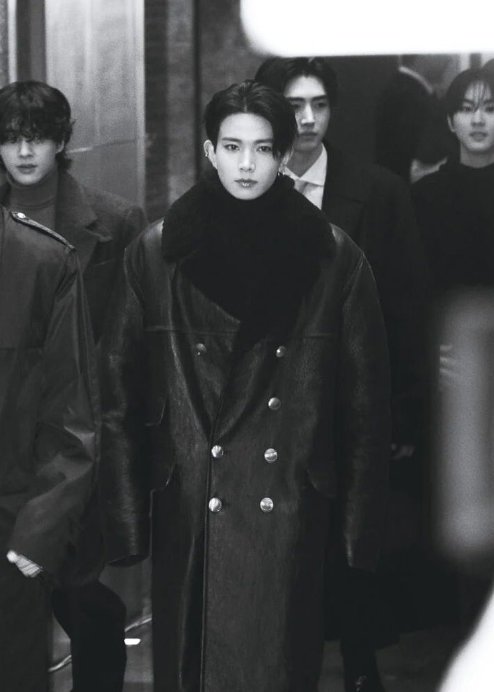 ࣪🤍 (@heeneendot) on Twitter photo 