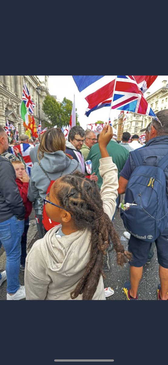 Tommy Robinson 🇬🇧 (@trobinsonnewera) on Twitter photo From the bottom of my heart Tommy, thank you. Thank you for your years of sacrifice and courage. Yesterday felt like a pivotal point. I went on my own with my Son who is 8 and stood proud alongside other patriots who refuse to be silenced. Your years of fight have paid off. 
From From the bottom of my heart Tommy, thank you. Thank you for your years of sacrifice and courage. Yesterday felt like a pivotal point. I went on my own with my Son who is 8 and stood proud alongside other patriots who refuse to be silenced. Your years of fight have paid off. 
From