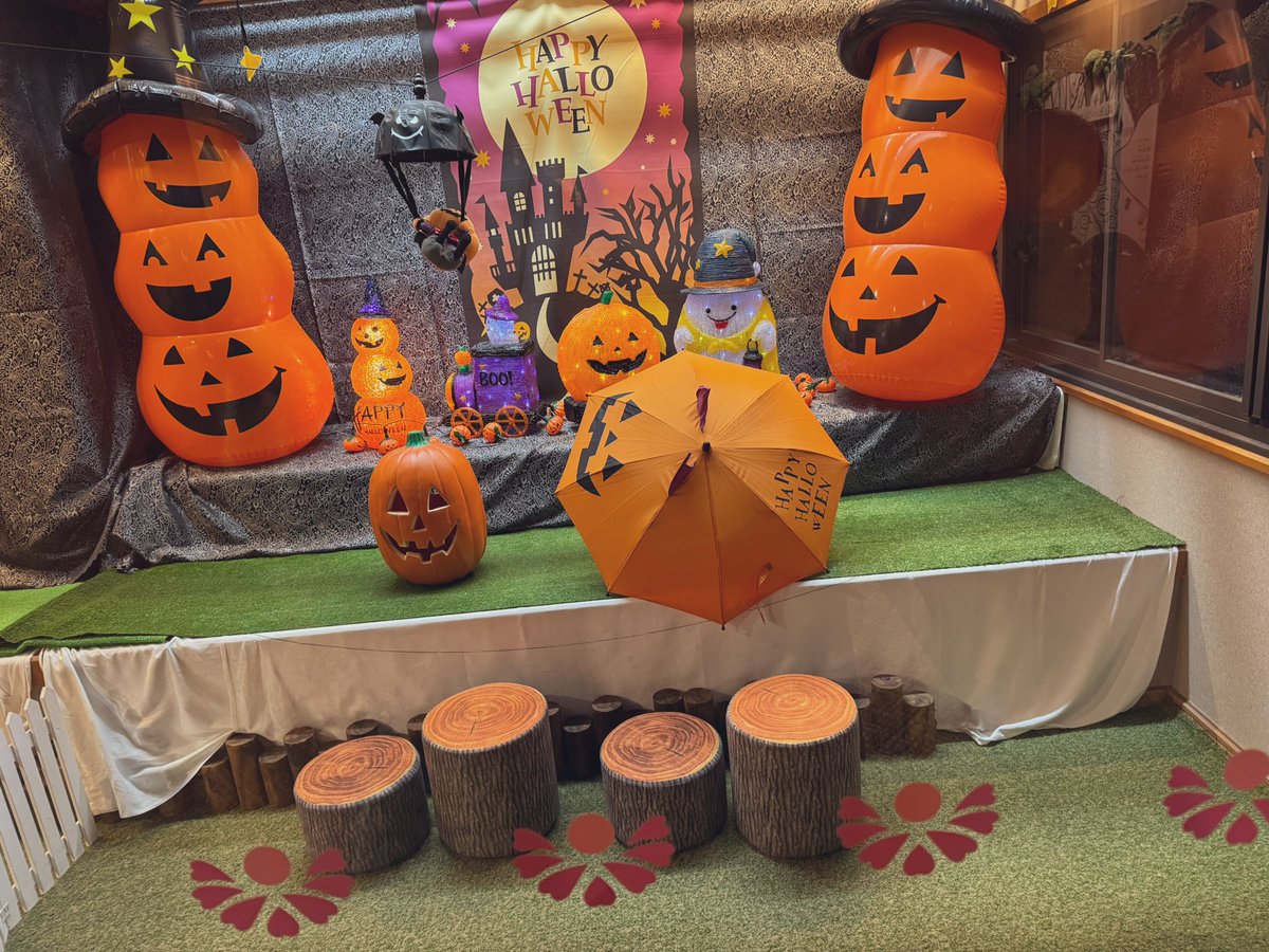 ZogJ0's tweet photo. 志戸平温泉最高すぎた😊✨
ハロウィンイベントやってて、全部��愛かったなぁ🎃
ラウンジでお酒飲み放題だったのも幸せでした(*˘︶˘*).｡.:*♡ https://t.co/BQCJla7ODt