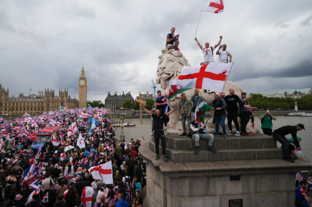 London is getting insane 🇬🇧🏴󠁧󠁢󠁥󠁮󠁧󠁿
3 MILLION PEOPLE