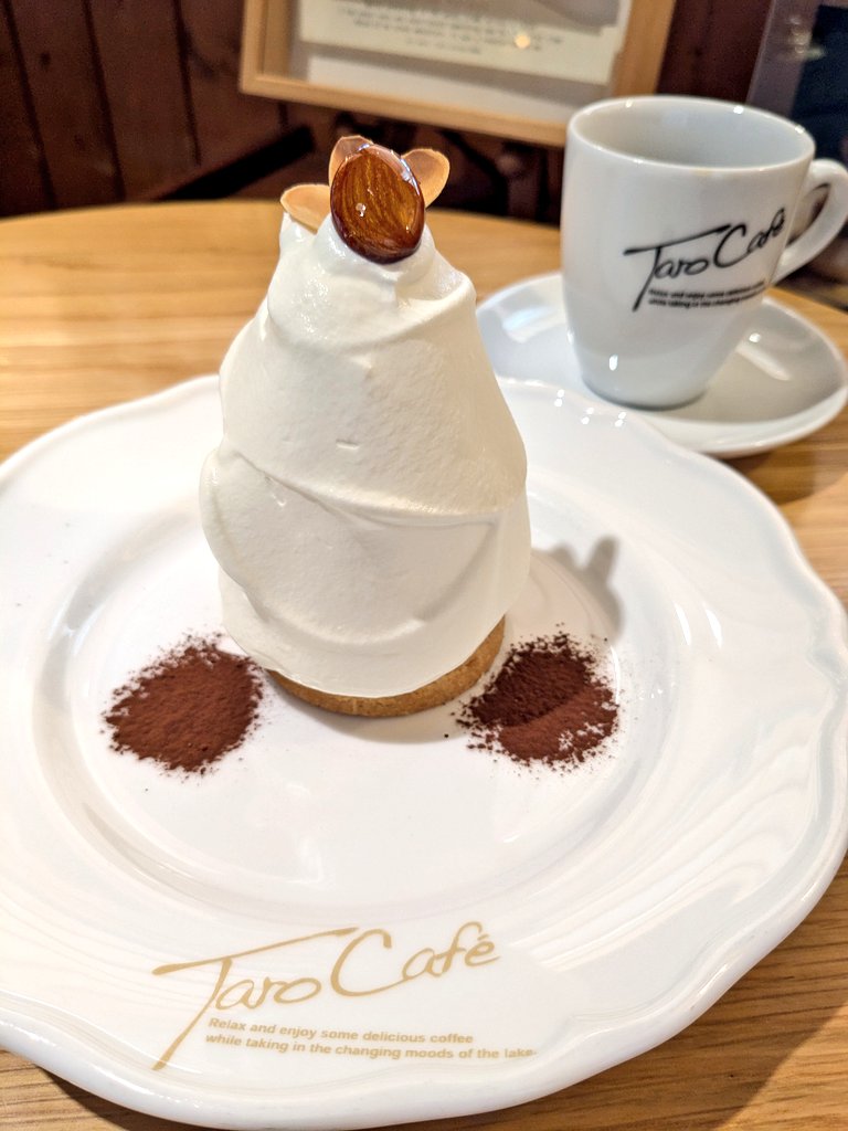Yummy_Fukushima's tweet photo. 〜タロカフェ好きの皆様へ〜
秋限定「モンブラン」出てますよ。
雪が降る前にぜひ足を運んでくださいませ🧁✨
#TAROCAFE
#福島県
#猪苗代町 https://t.co/jIwbI6jk4m