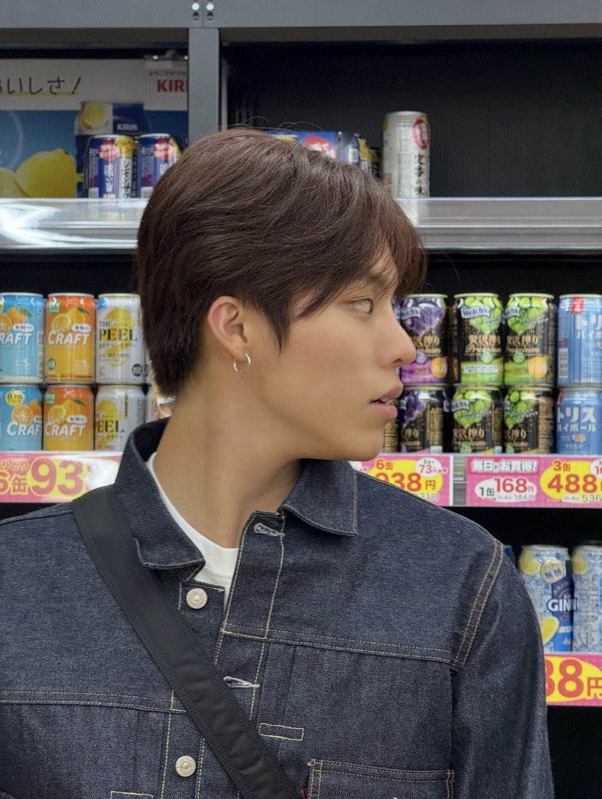 Even as one of the younger one, you never stop looking out for your hyung (yes it's me). You always keep me smiling with every prank and laugh. Our tsundere Jeongwoo, happiest birthday to you, bro!