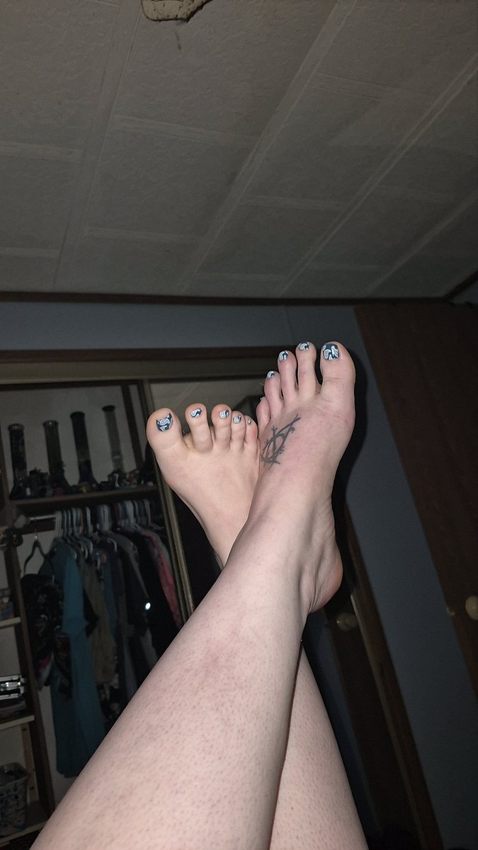 RachelRabbit7's tweet photo. Find me on snap😘 Rachel_rabbit77 #footfetısh #feetworshi̇p #feetِ #feetman #feetِ #Feet https://t.co/BYBFqpkcKB