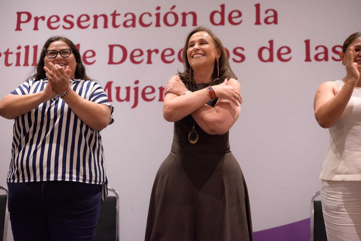 Según <a href="/rocionahle/">Rocío Nahle</a>, hay una “reducción” de los #feminicidios en #Veracruz, con 17 en lo que va de 2025; cifras no oficiales reportan más del doble, con 42 

laclaveonline.com/2025/09/29/seg… <a href="/CitlaHM/">Citlalli Hernández Mora</a> <a href="/VeracruzIVM/">Veracruz IVM</a> <a href="/ONUMujeresMX/">ONU Mujeres México</a>