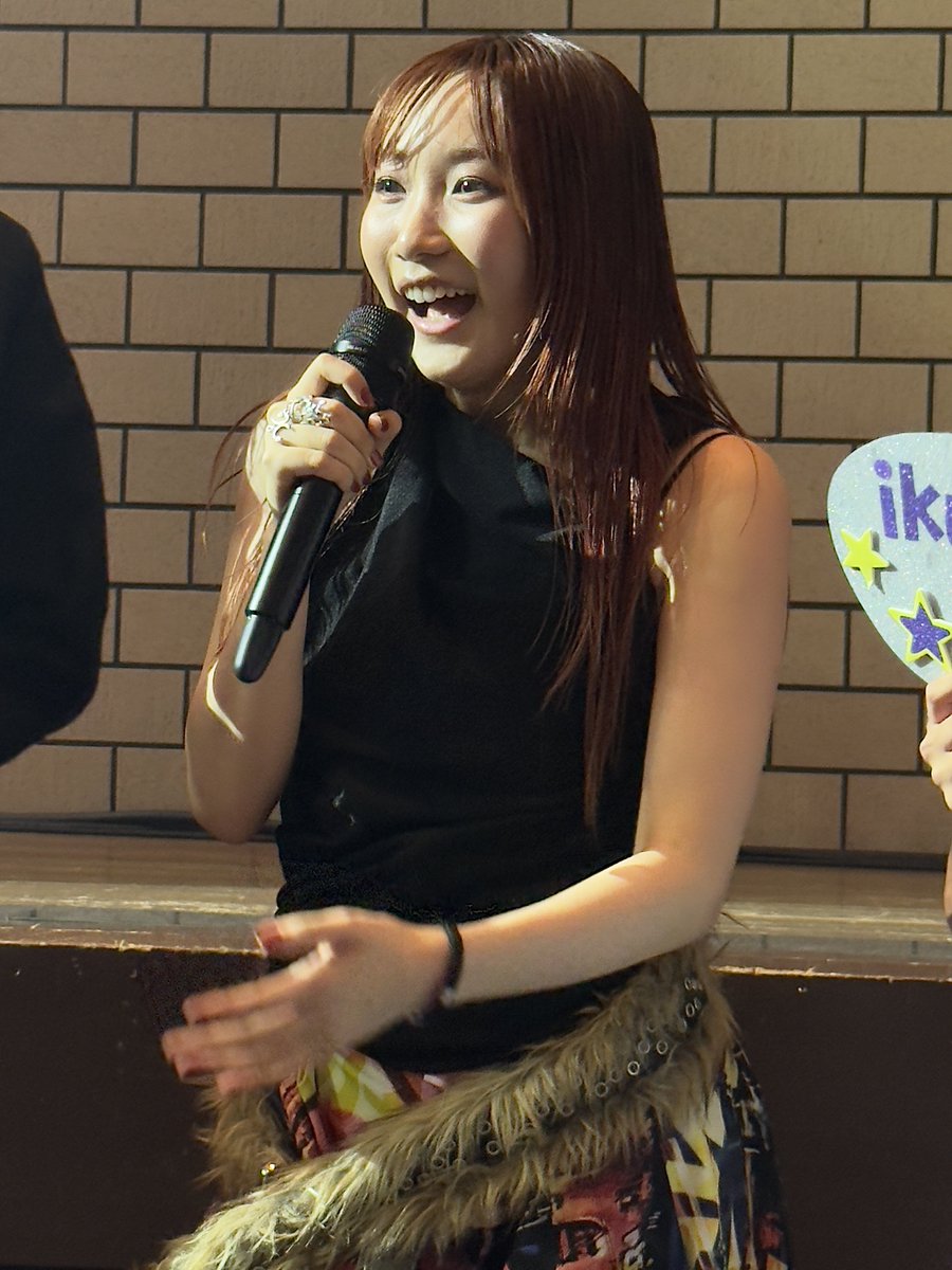 YOASOBI WANDARA 和歌山 天使投下します👼 1つ前の席の親子5人が