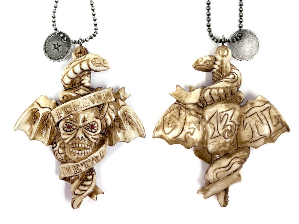 greed_store's tweet photo. #creaturefromtheliving
●「THE CREST OF THE CREATURE」
Key Chain!!
Made by #KNUCKLE ( #LittleChopDesign )
ホワイトはラスト1点!!
レッド、パープルも残りわずか!!
◎ご購入はコチラ
https://t.co/Q4rDTOFEzy https://t.co/G0eyDWcxVm