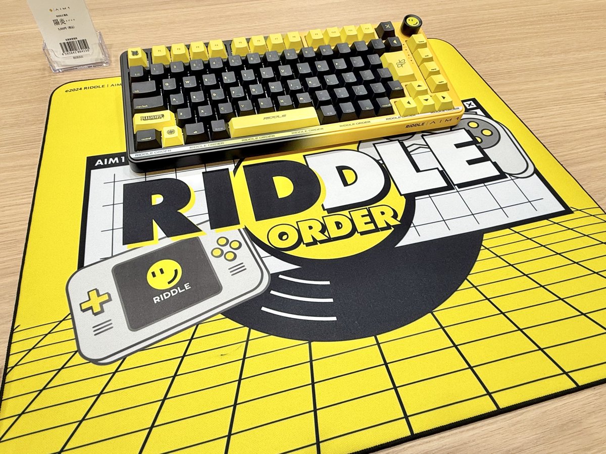 AndGAMER <a href="/AndGAMERInc/">AndGAMER</a> のブースにあったAIM1シリーズ、今年はパステルカラーも開発中で近いうちに発売予定らしい！

✦456ガラスマウスパッド
✦coalowlガラスマウスパッド
✦RIDDLEキーボード

全部良すぎて何回も見に行っちゃった⟡.·*.
モニターの展開は驚き😲