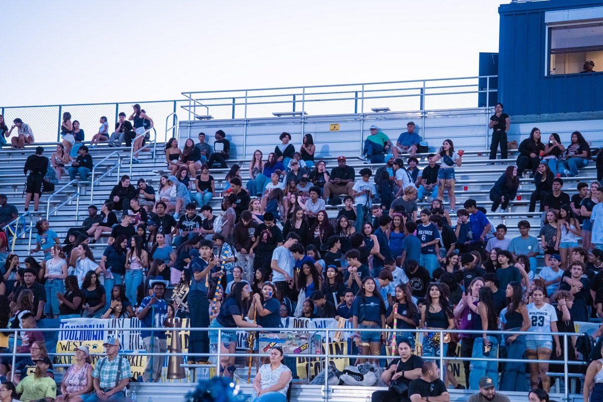 WESTWOLFPACKFOOTBALL tweet media