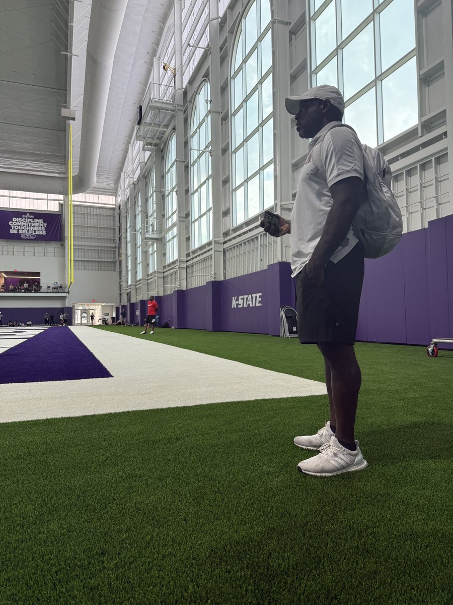 DKLA! (@donteking24) on Twitter photo 