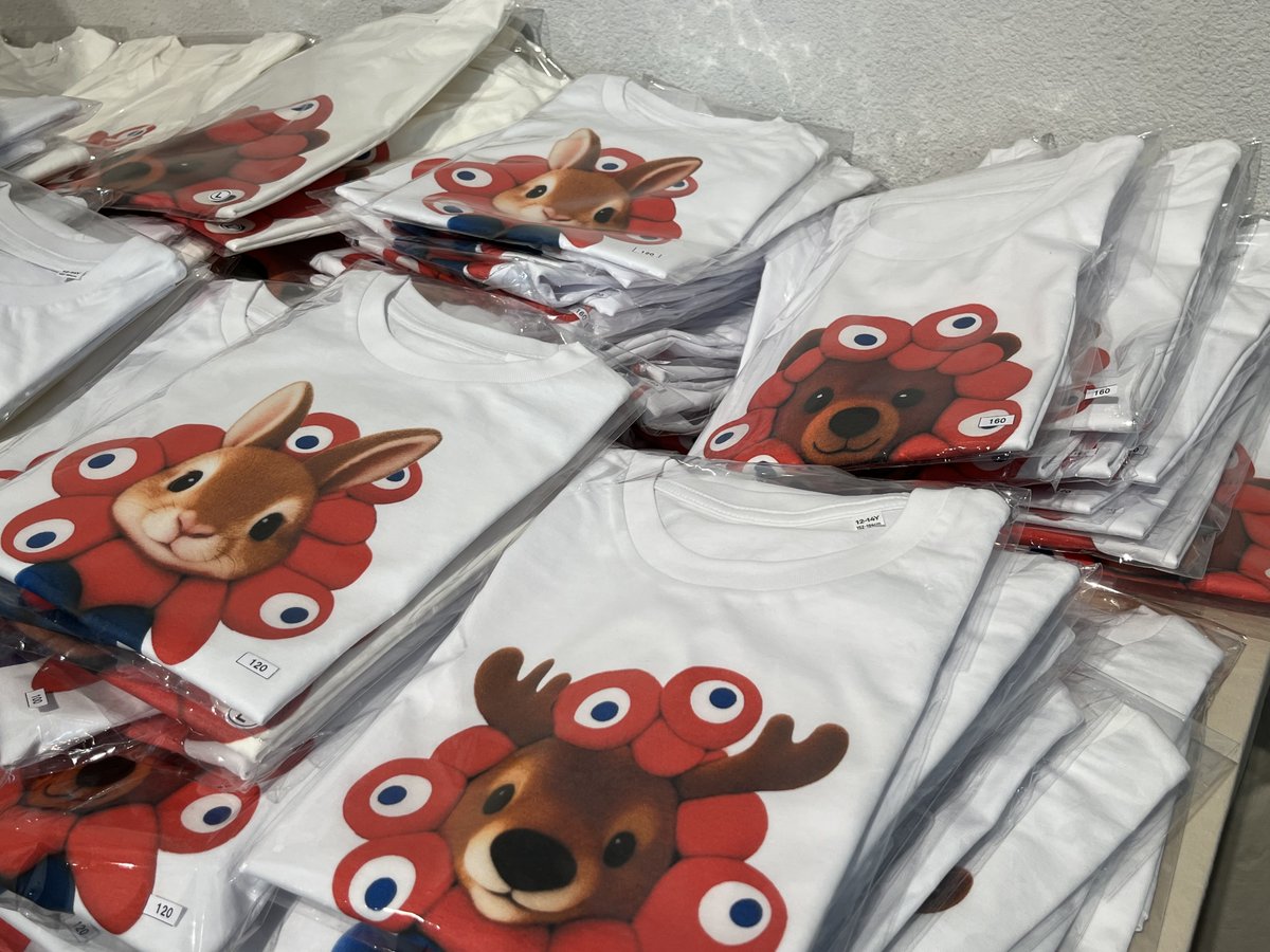 万博限定 北欧館 ミャクミャクなりきりTシャツ トナカイ 鹿 Lサイズ 万博限定 北欧館 ミャクミャクなりきりTシャツ トナカイ 鹿 Lサイズ