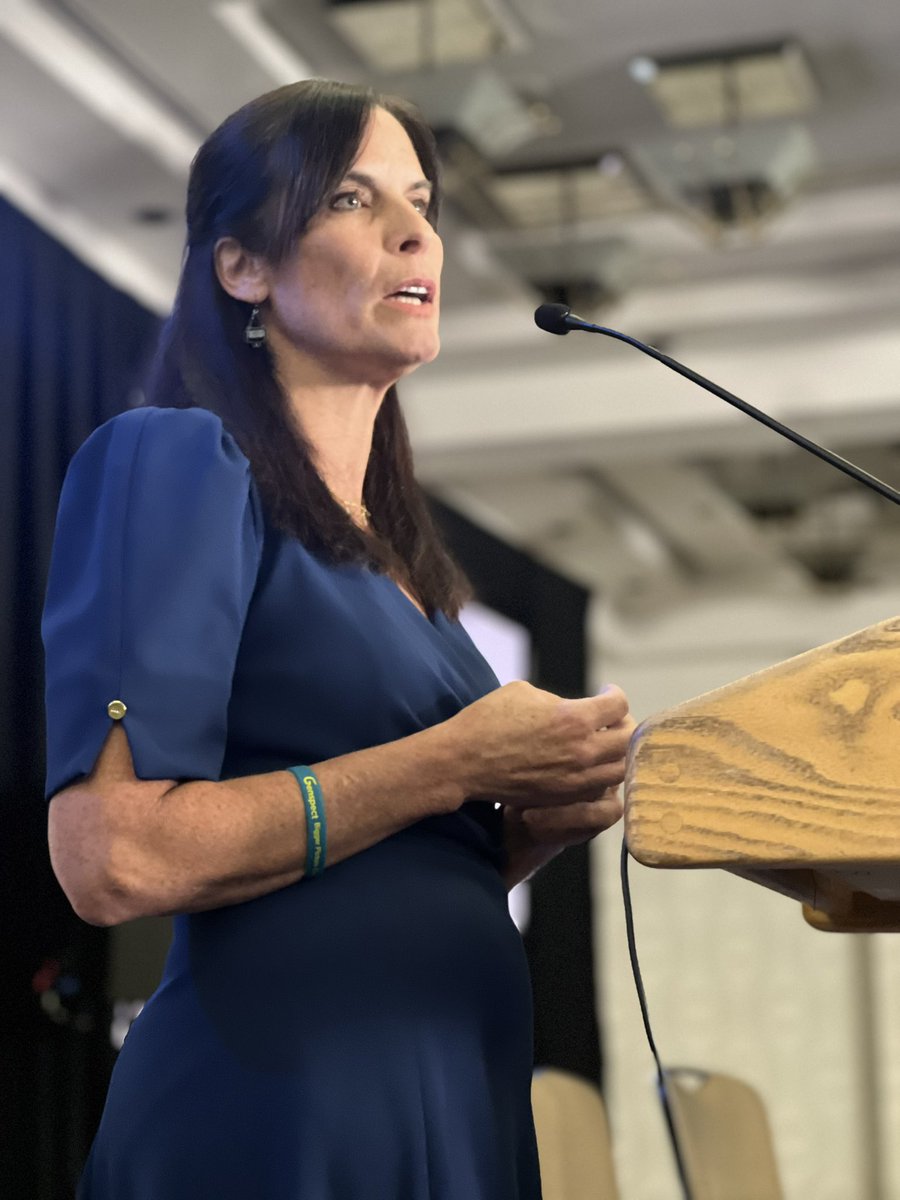 There are moments when you recognize the presence of an undeniable force. This image captures one of those moments <a href="/ErinFriday75490/">Erin Friday, Esq.</a> #genspectbiggerpicture