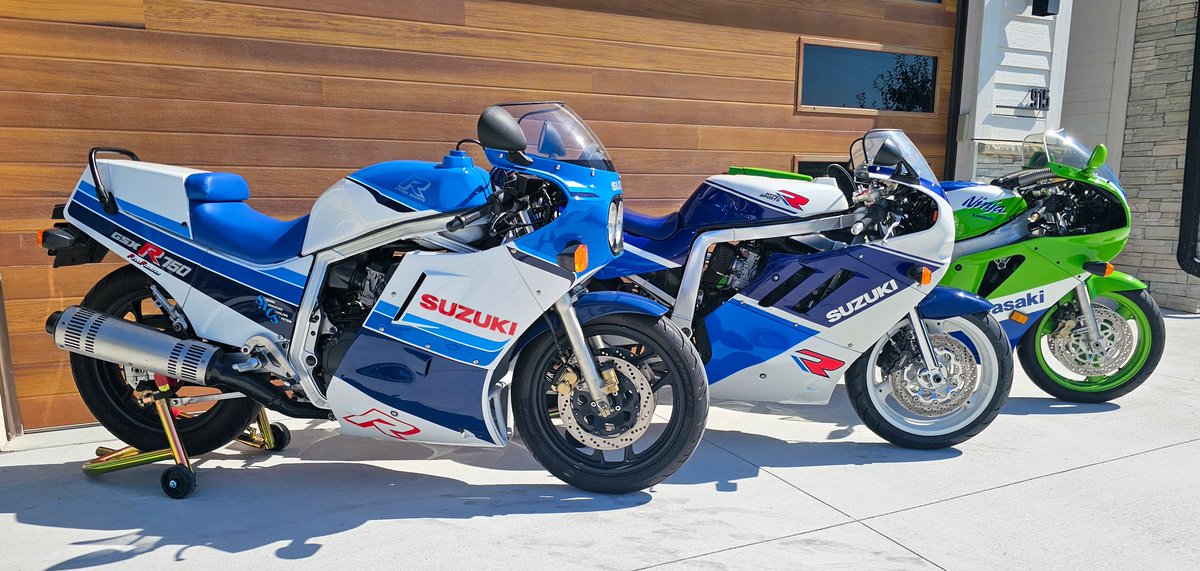 Winter's coming! I need to get in as many rides as I can before the snow hits the ground. 
#suzuki #gsxr #kawasaki #zx7 #ninja