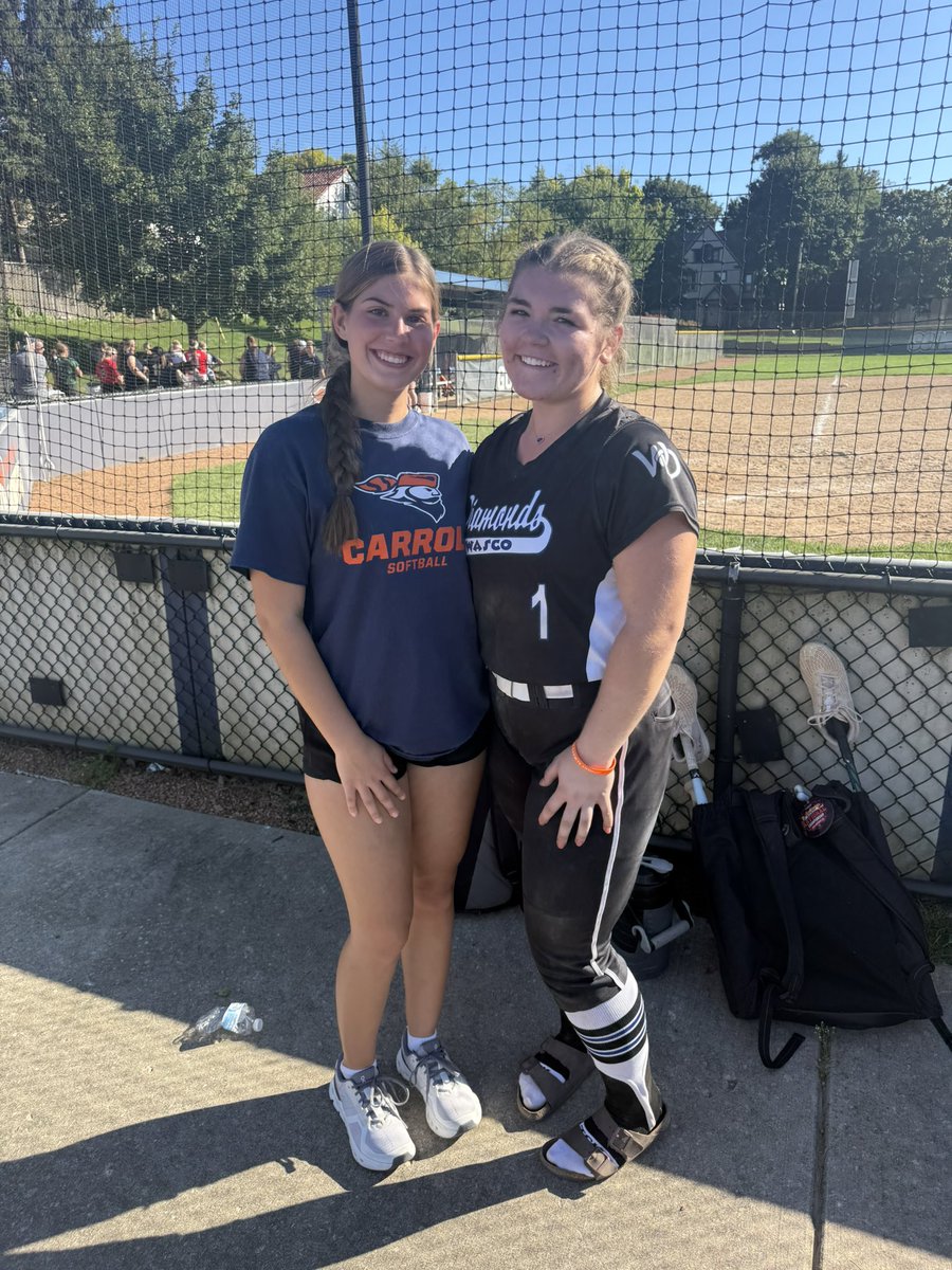 Brooke Wills (@brookewills2029) on Twitter photo Had a great day today <a href="/Piosoftball/">Carroll University Softball</a> prospect camp! I enjoyed all the hitting stations, and the fielding progression. I especially loved getting the opportunity to learn more about the program and campus life. It was also great to see a former <a href="/WascoDiamonds/">Wasco Diamonds</a> player, <a href="/GrantzMakayla/">Makayla Grantz 2025</a>! Had a great day today <a href="/Piosoftball/">Carroll University Softball</a> prospect camp! I enjoyed all the hitting stations, and the fielding progression. I especially loved getting the opportunity to learn more about the program and campus life. It was also great to see a former <a href="/WascoDiamonds/">Wasco Diamonds</a> player, <a href="/GrantzMakayla/">Makayla Grantz 2025</a>!